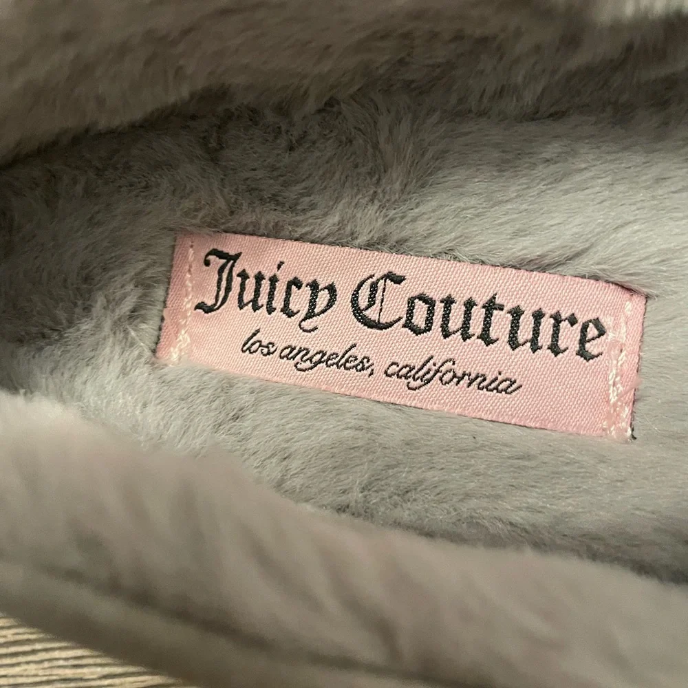 Juicy gray suede moccasins - Picture 2 of 7